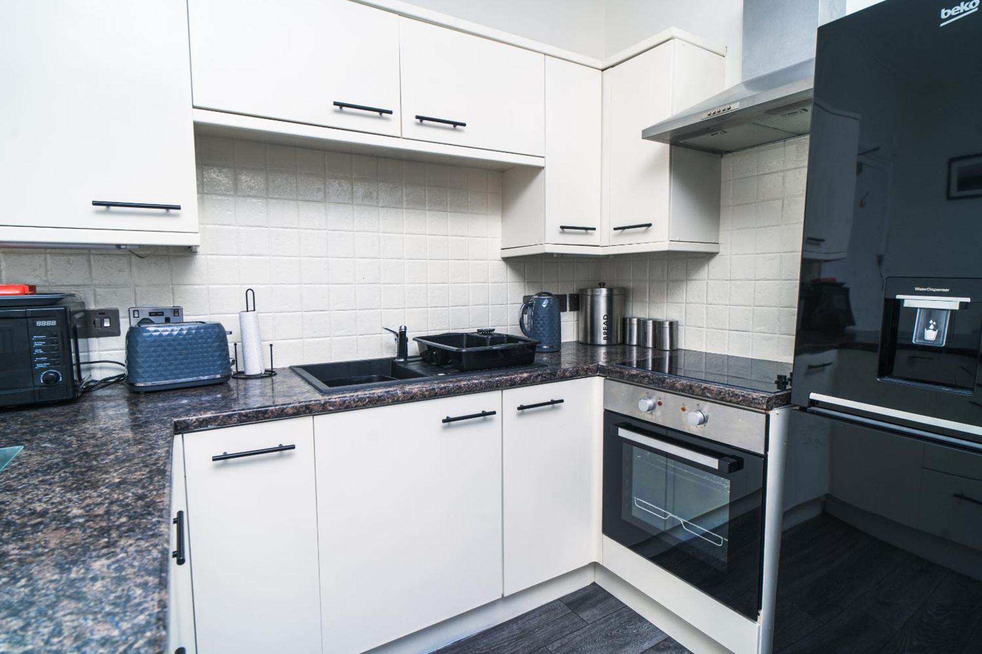 Beachmount Holiday Apartments Colwyn Bay Eksteriør bilde