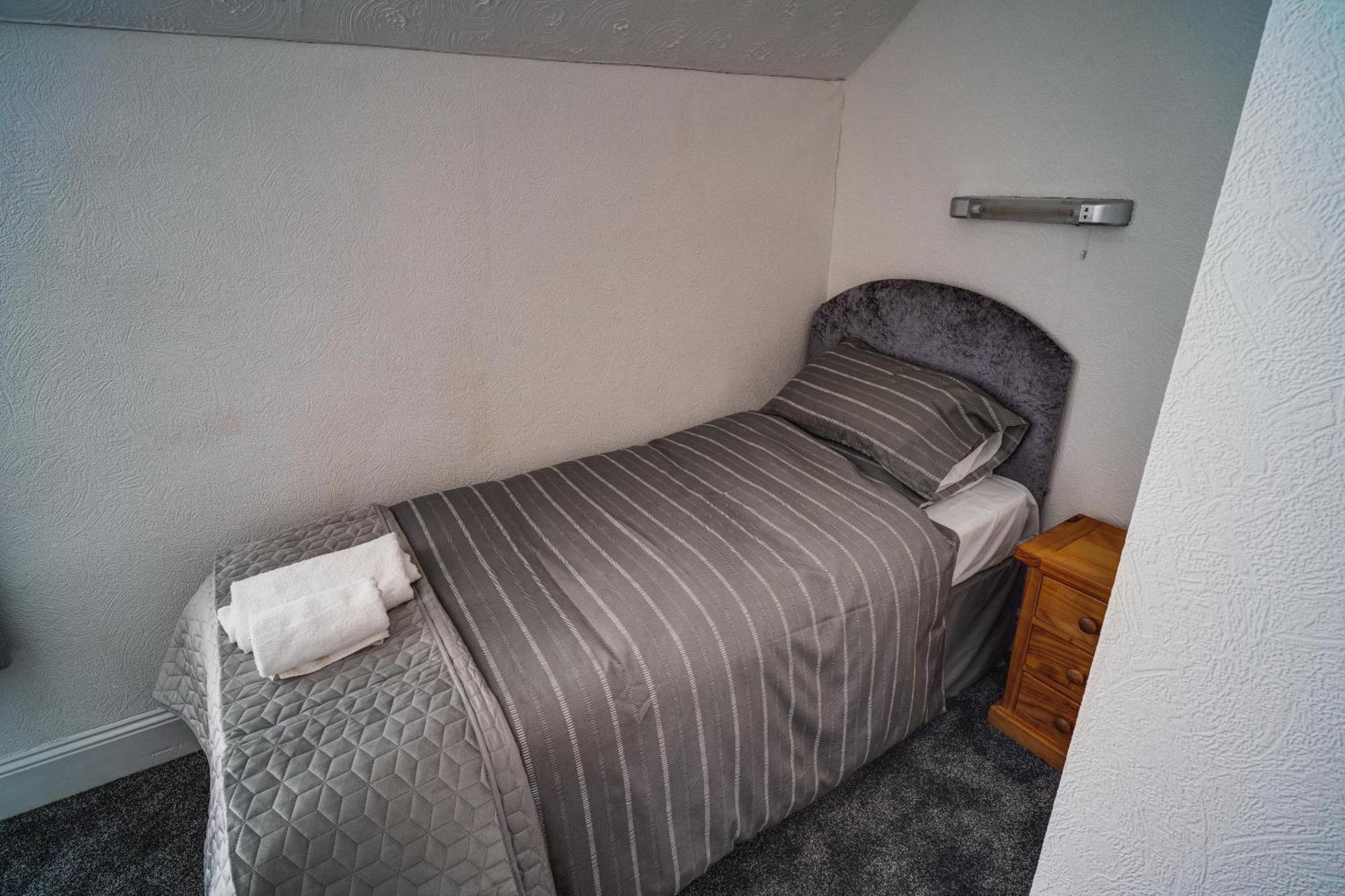 Beachmount Holiday Apartments Colwyn Bay Rom bilde